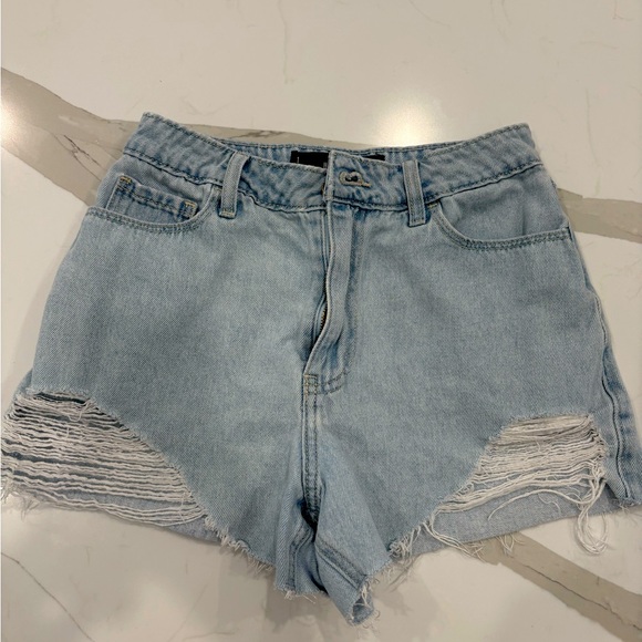 Hollister Jean Shorts - Picture 1 of 3